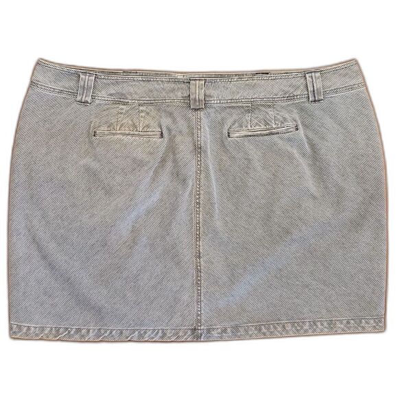 Venezia Women Distressed Denim Skirt White Pinstripes Size 28 - Picture 3 of 8